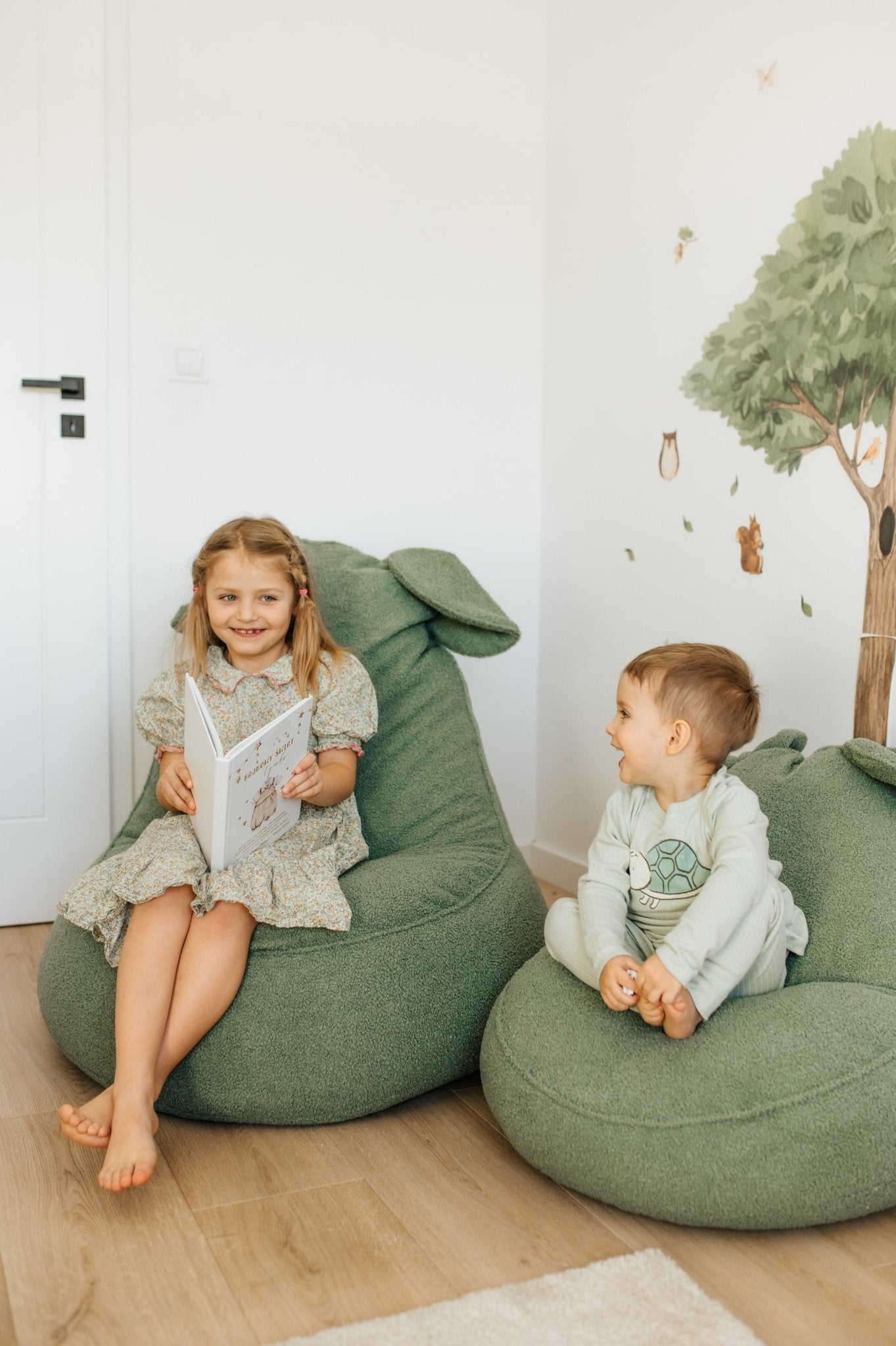 MOM MIKI Większa pufa uszak - poom kids