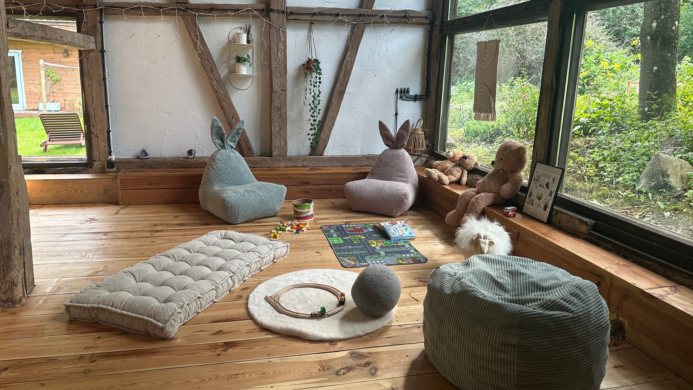 KIDS DREAM Dziecięca Pufa Królik (75x70x90cm)