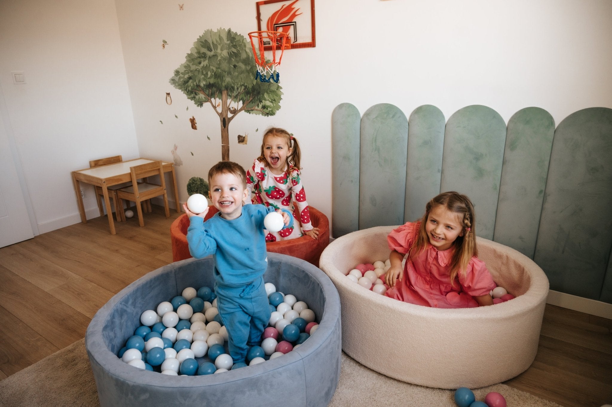 KIDS MIKI Duży Dziecięcy Basen 2 - osobowy Tkanina Welwetowa z Piłkami ∅100cm (200 piłeczek) - poom kids