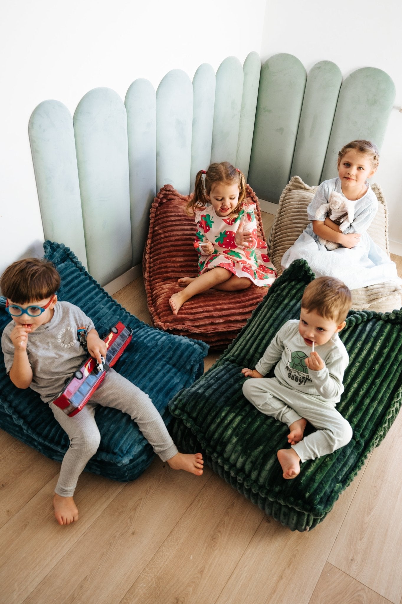 KIDS SWEET Garfield Dziecięcy Fotel z uchwytem - poom kids