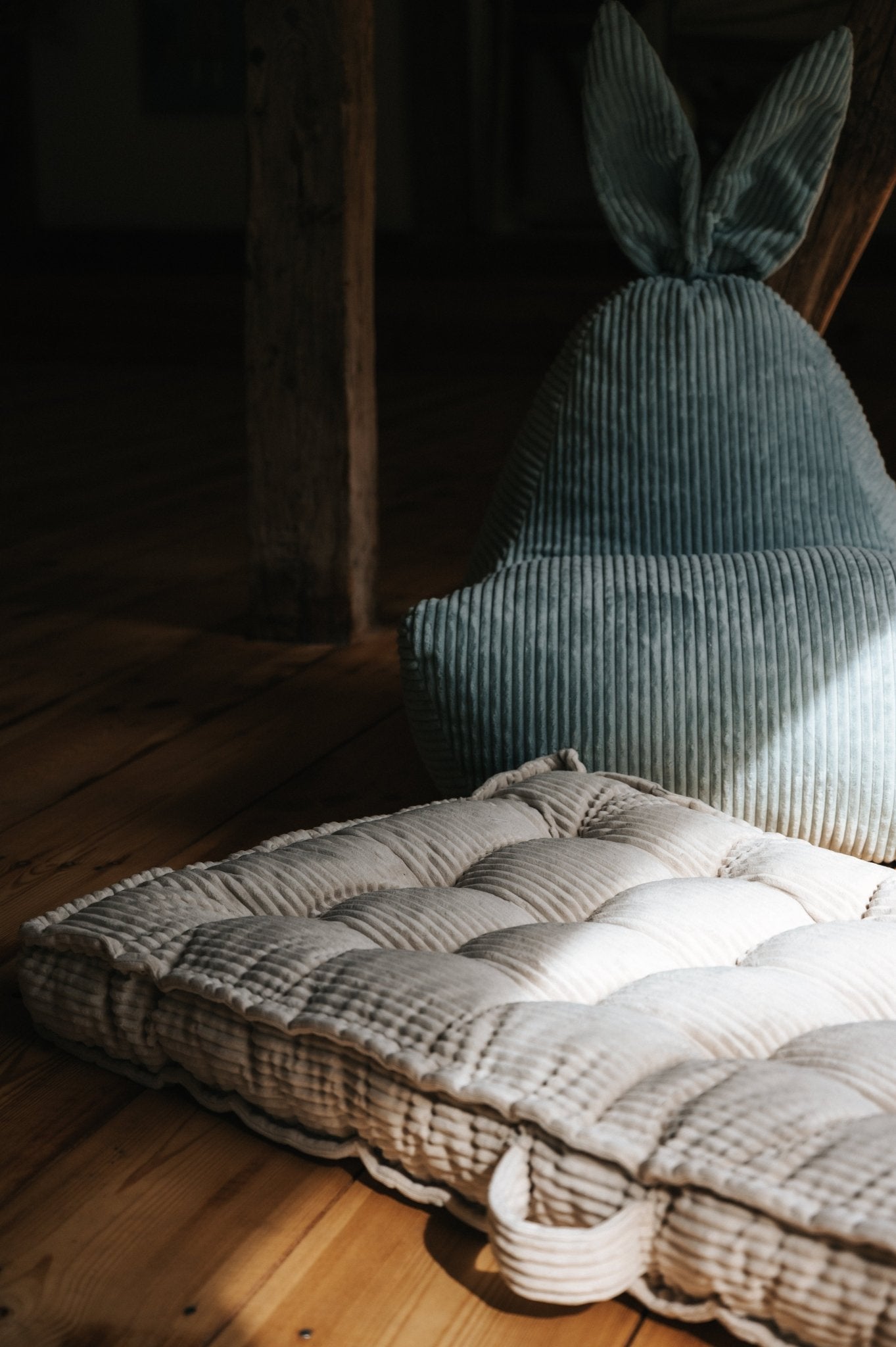 Materac francuski pikowany dla dzieci 130x60x10 cm - poom kids