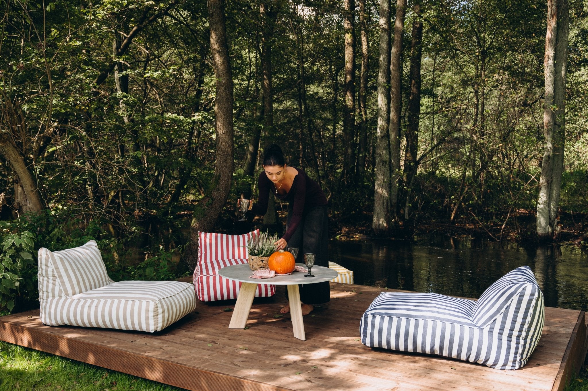 Pufa outdoorowa w paski - poom kids