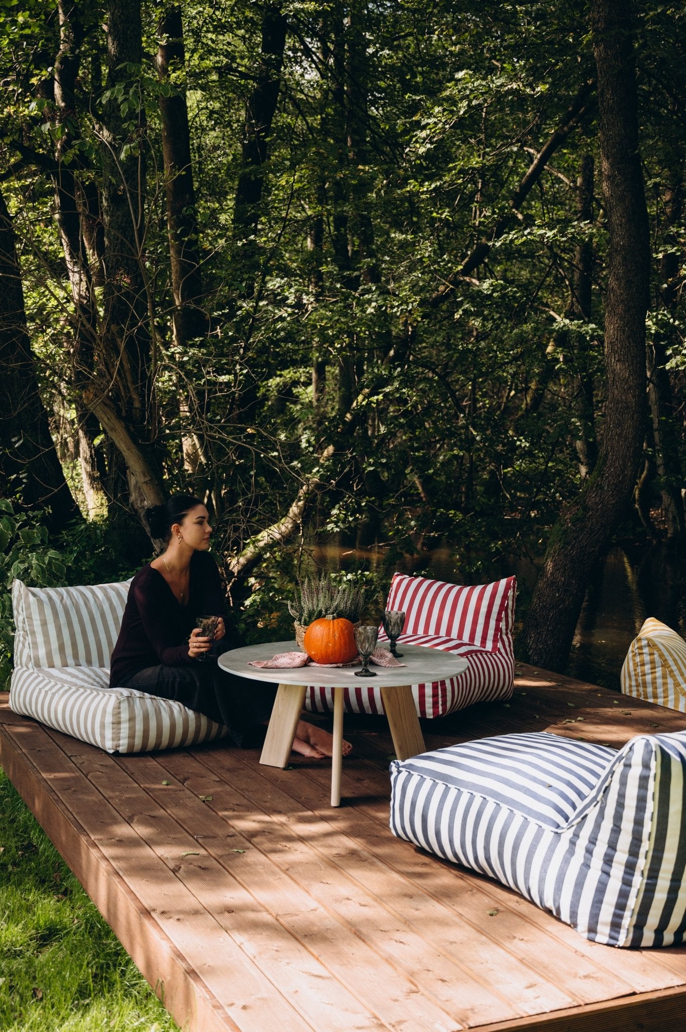 Pufa outdoorowa w paski - poom kids